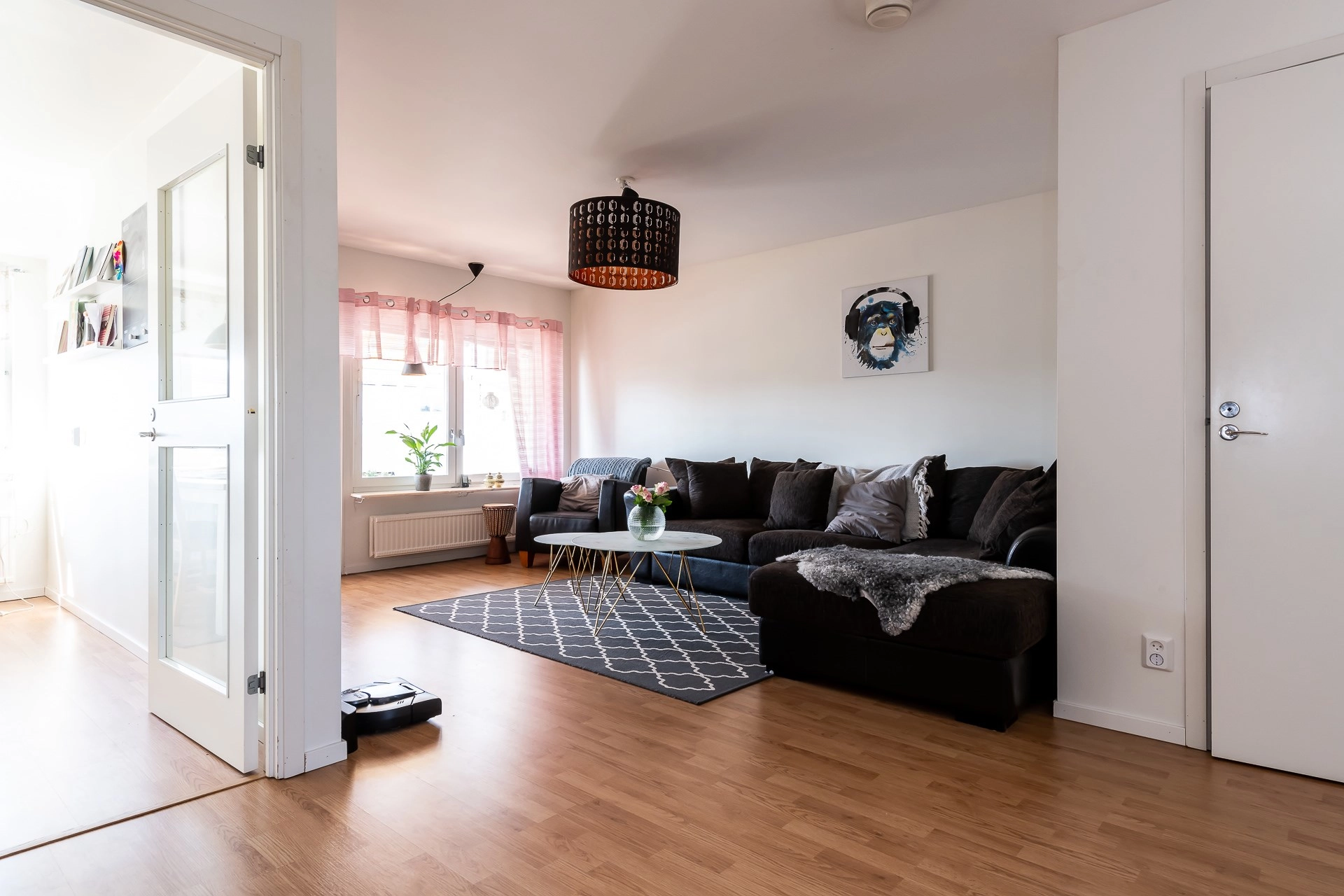 Högst upp i huset med hiss och fin utsikt