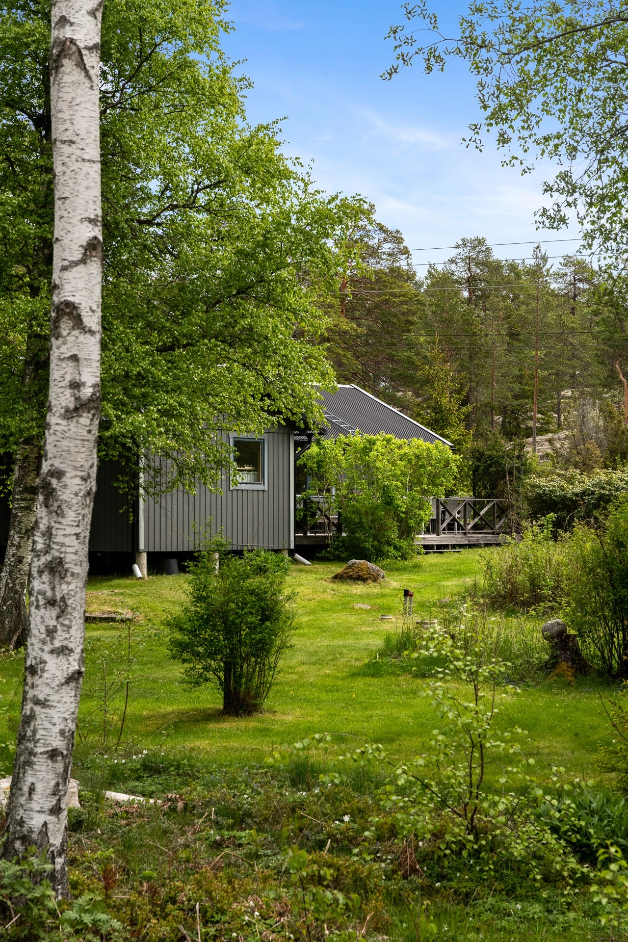 Fritidshus med stor gäststuga på populära Vätö!