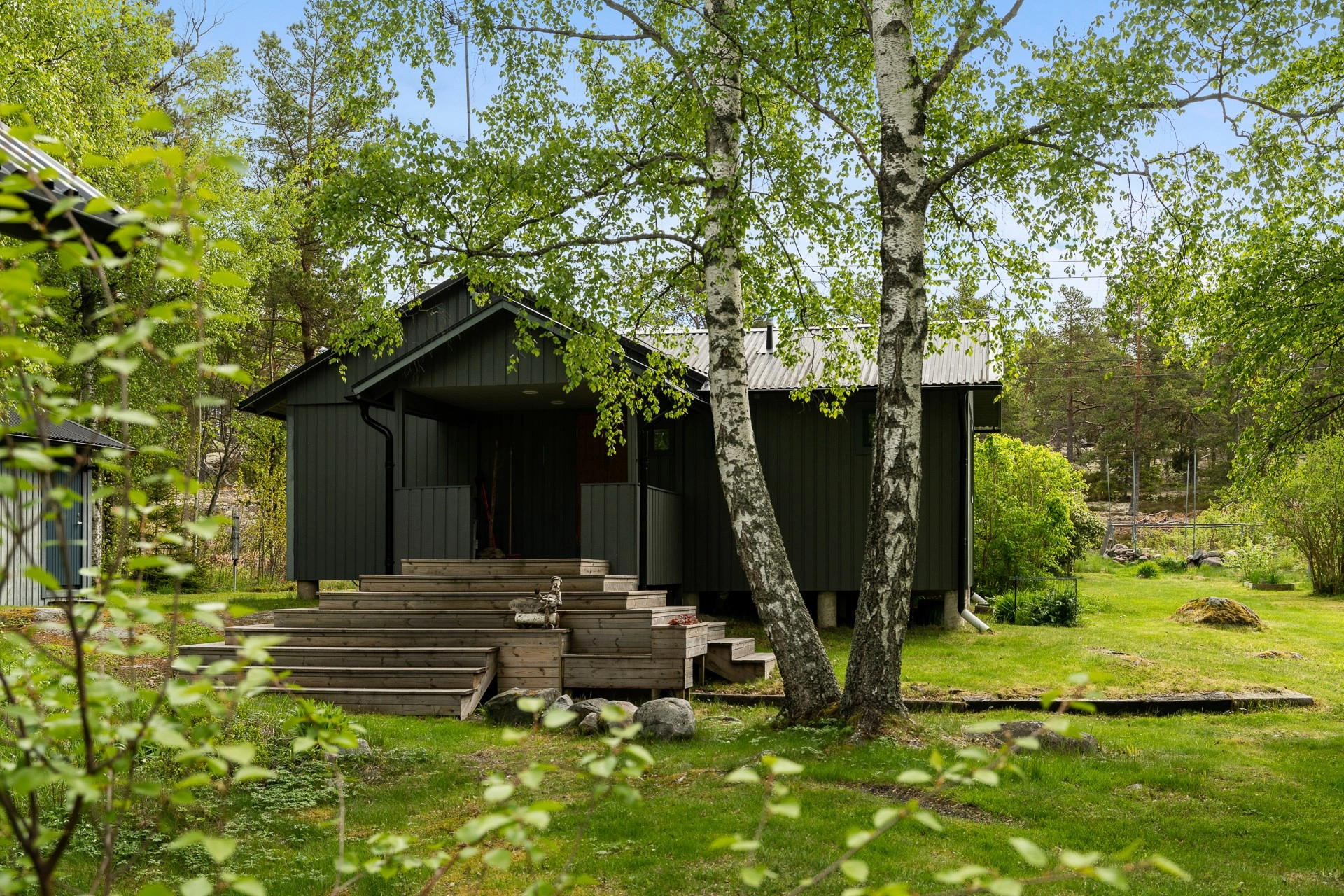 Fritidshus med stor gäststuga på populära Vätö!