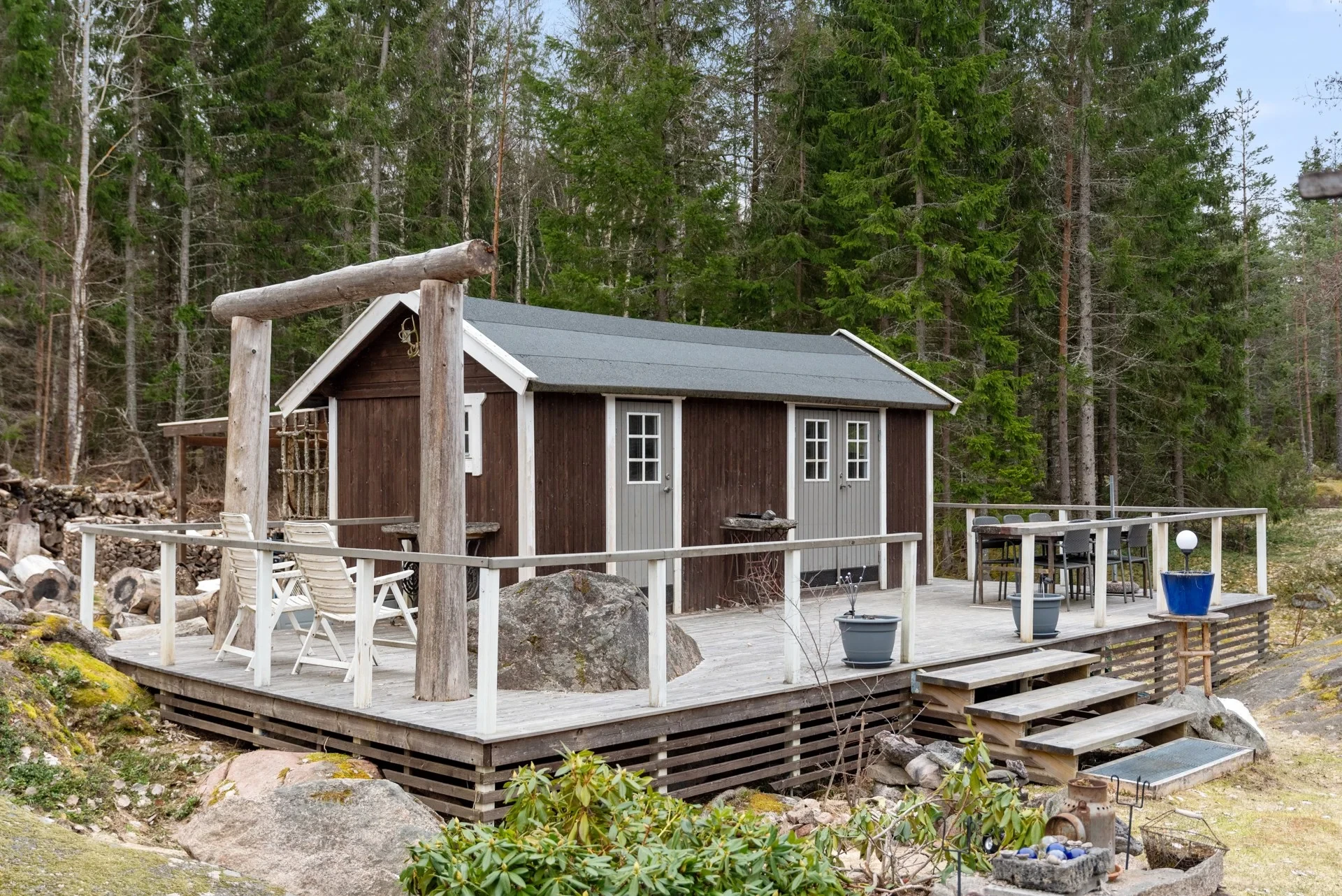 Välskött och enskilt fritidshus i Norra Roslagen!