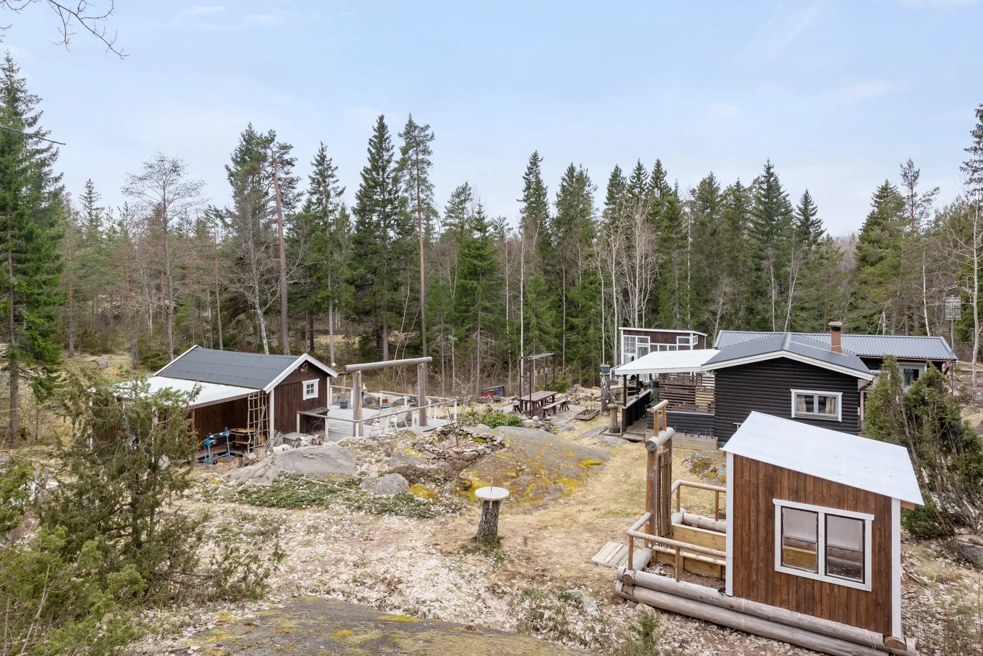 Välskött och enskilt fritidshus i Norra Roslagen!
