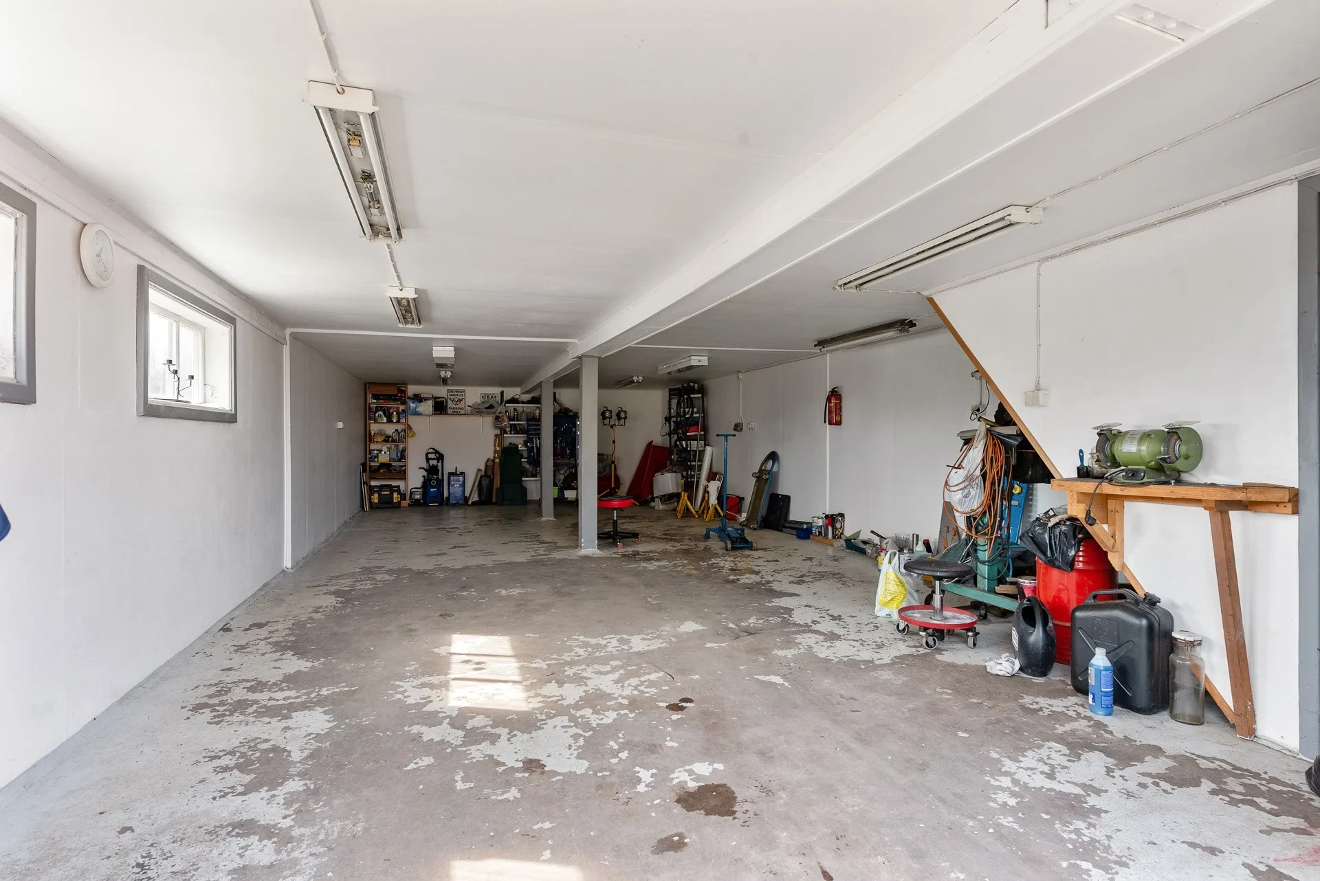 Stor tomt utom detaljplan i Svanberga med ekonomibyggnad!