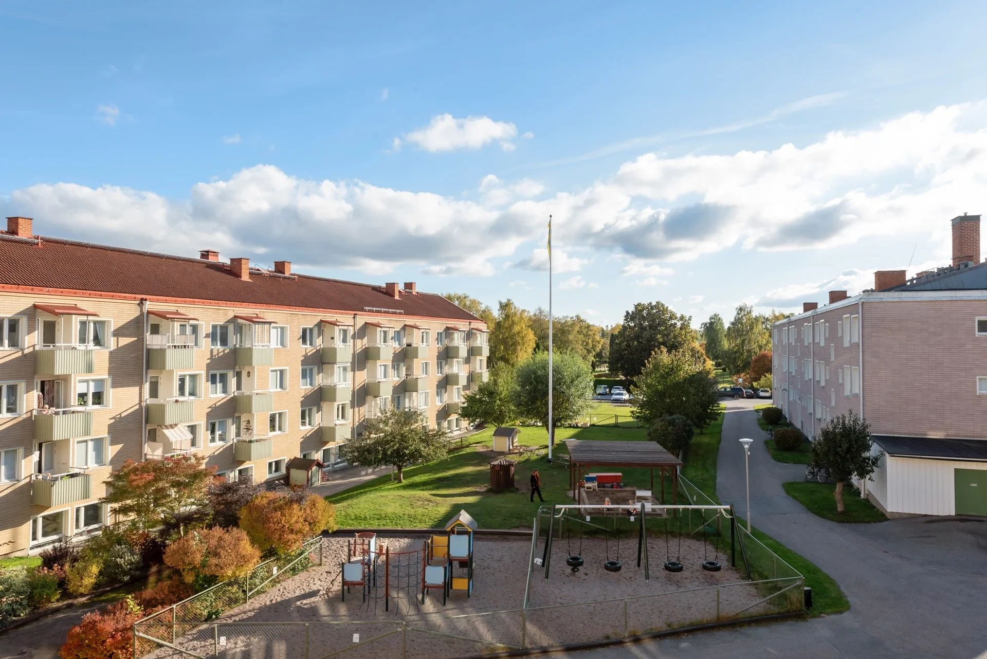 Väldisponerad trea belägen i en av de lägst belånade föreningarna i Norrtälje!