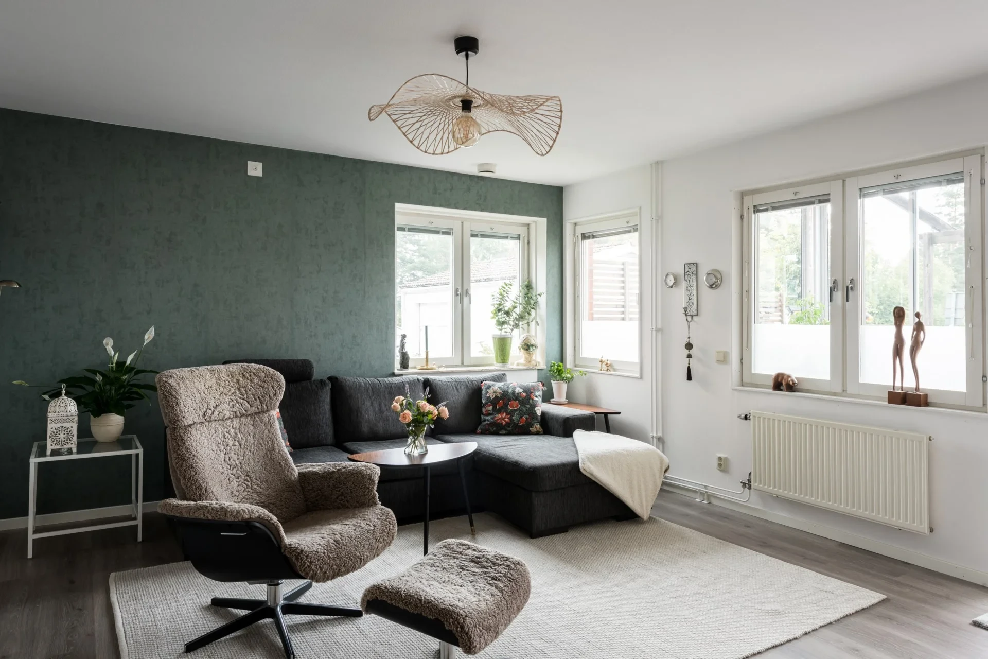 Rymlig och väldisponerad tvåa i nyskick