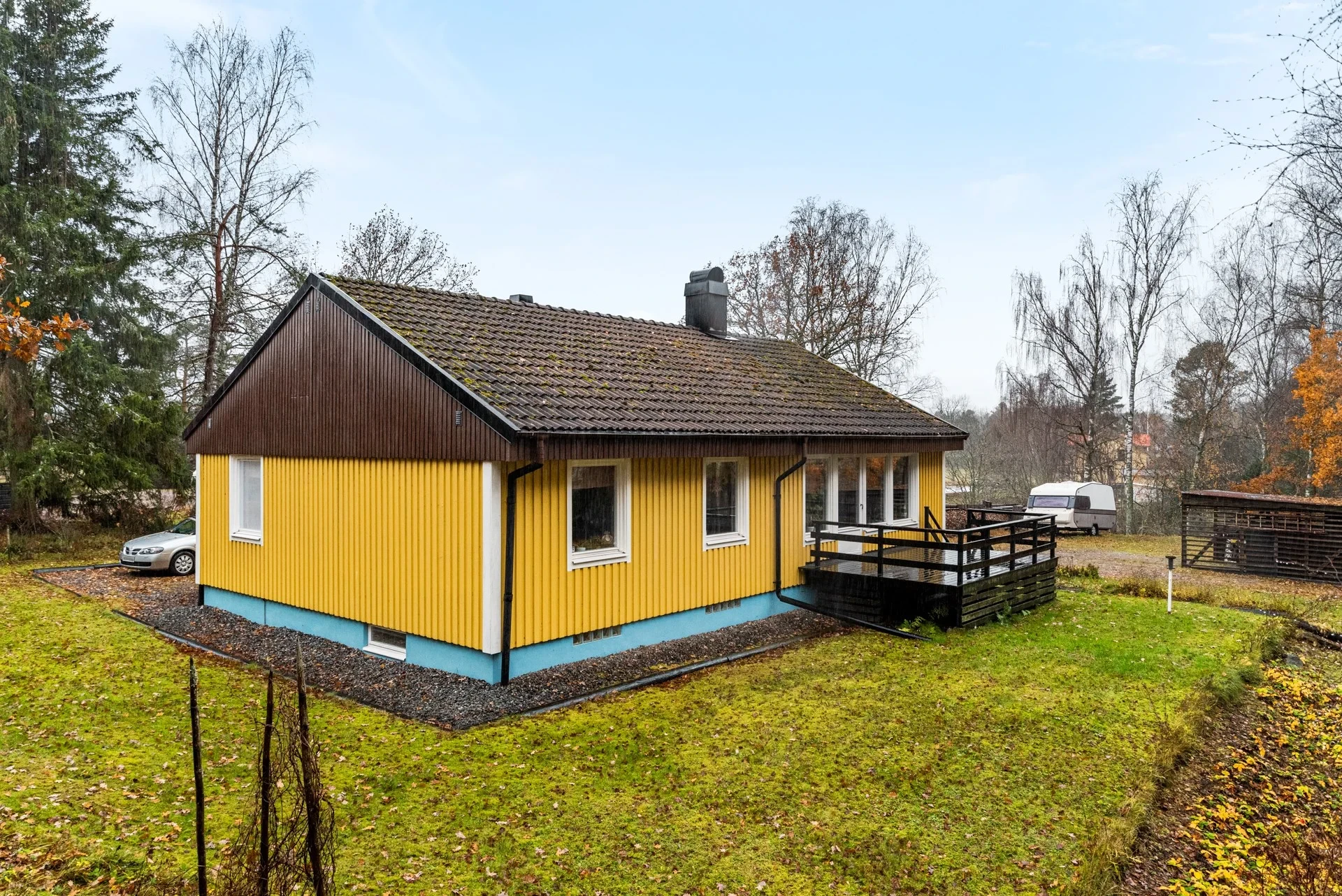 Välskött villa i lugnt och lantligt läge med sjöutsikt!