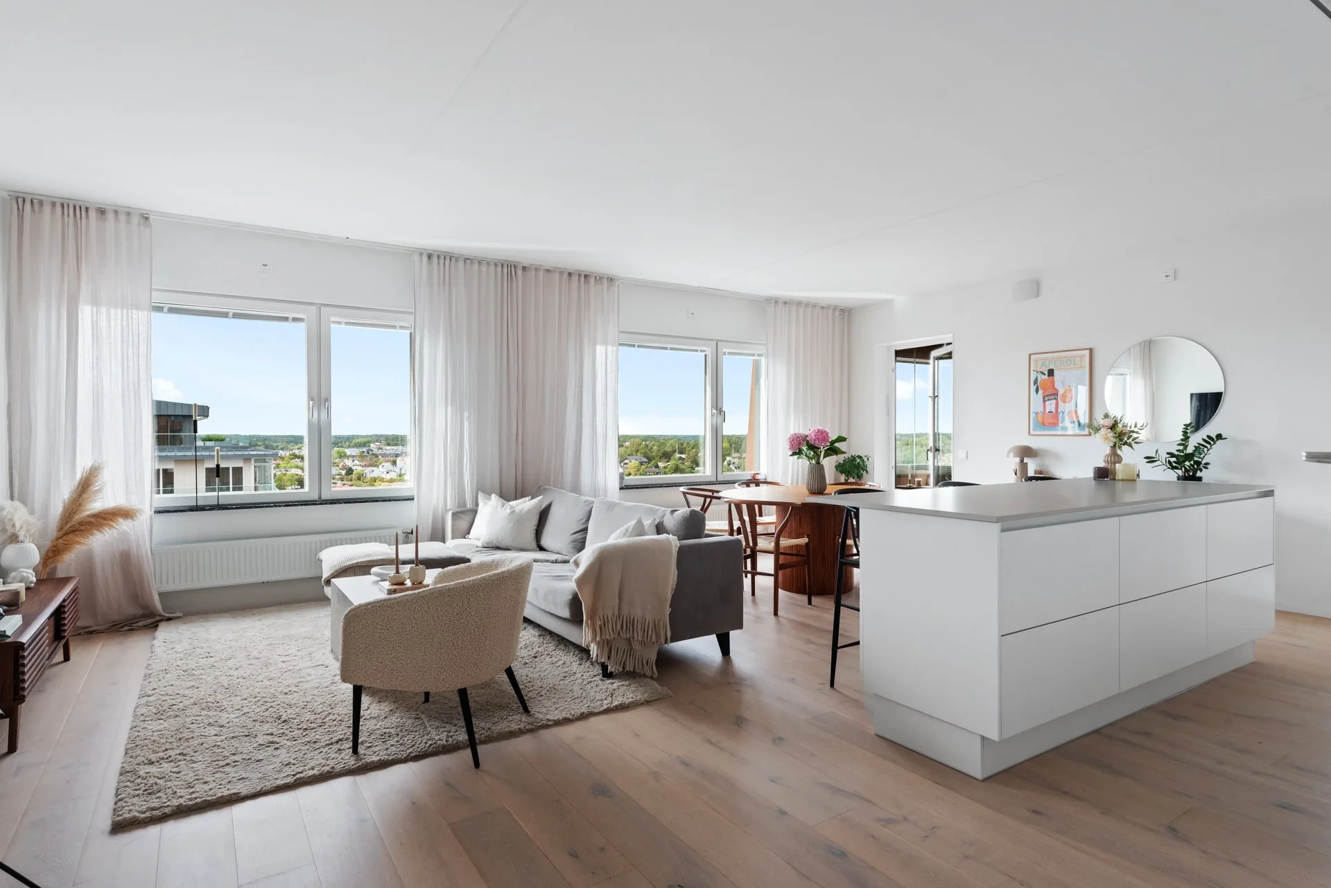 Elegant boende på våning 19 som överträffar förväntningar!