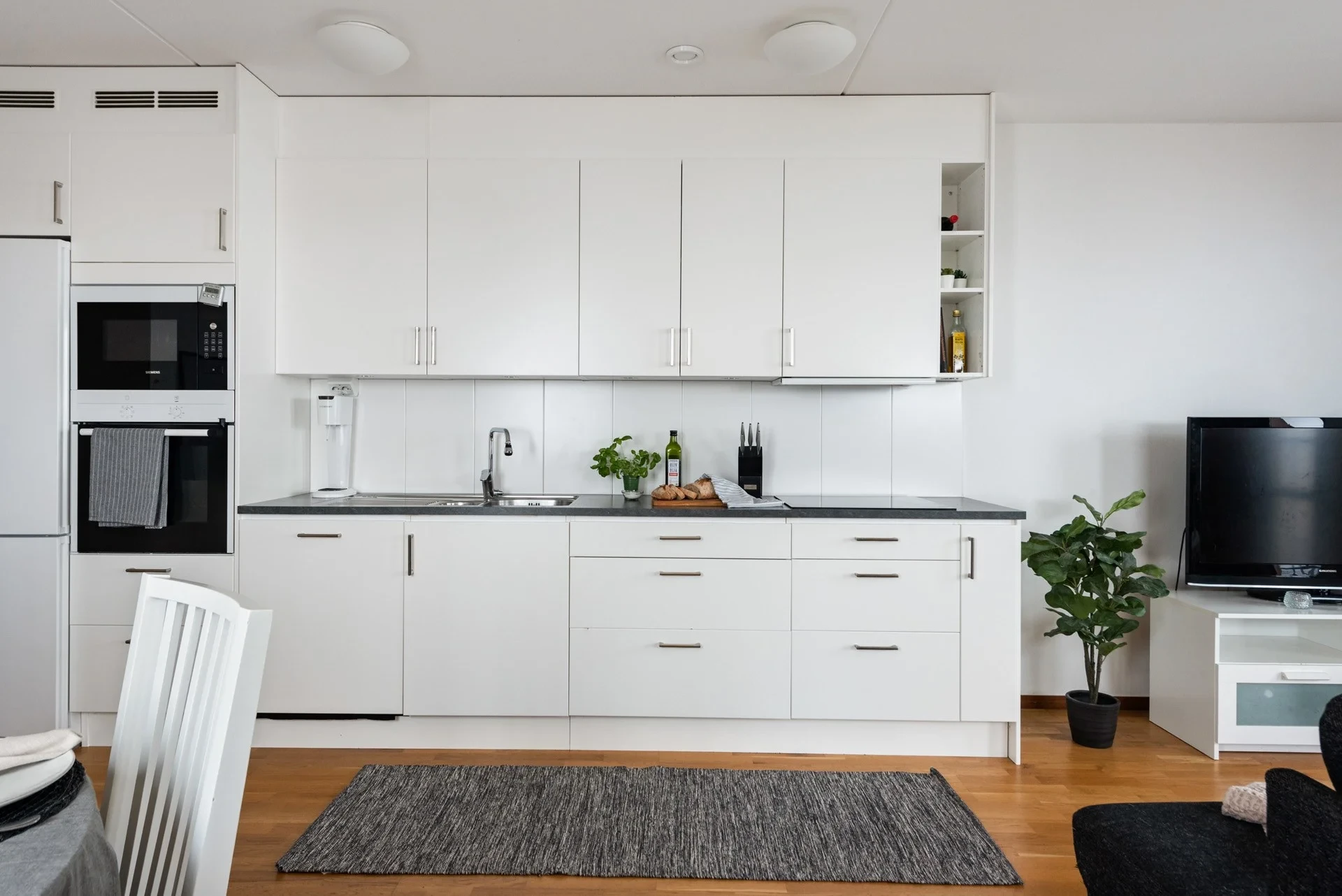 Modern 2:a på 5:e våningen och balkong i västerläge!