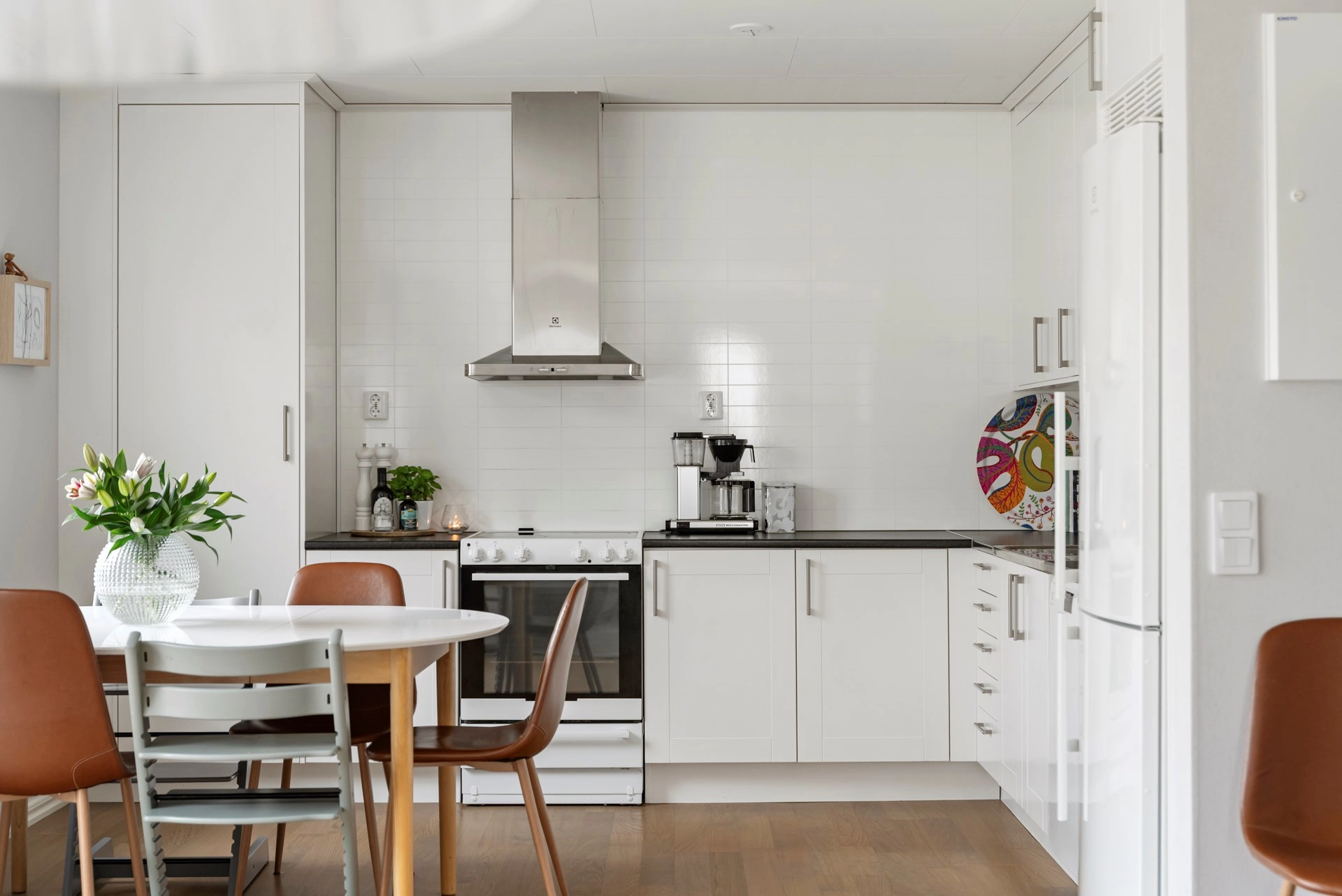 Modernt parhus i Solbacka med uteplats i väster!
