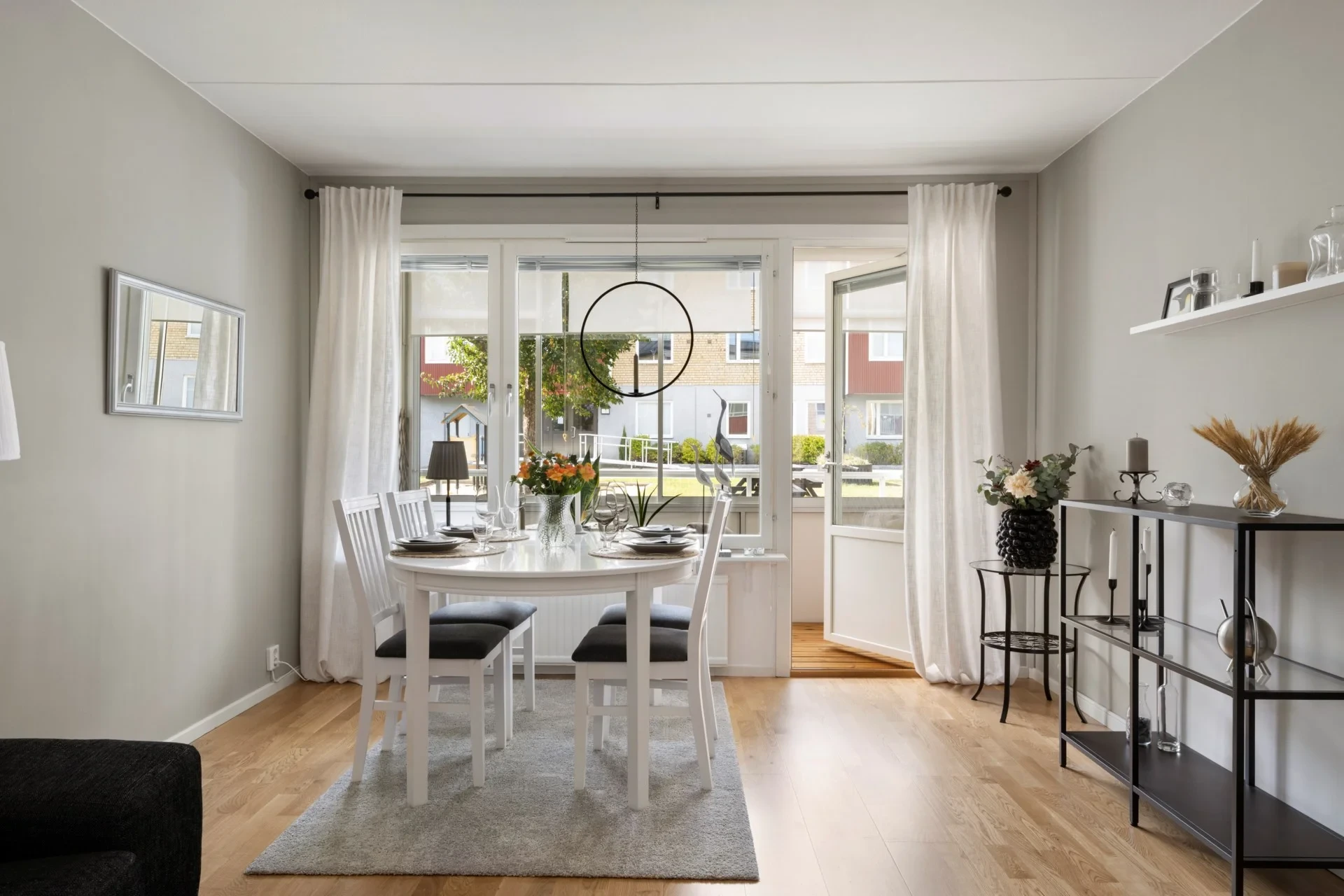 Hemtrevlig markplanslägenhet i ekonomiskt stabil förening!