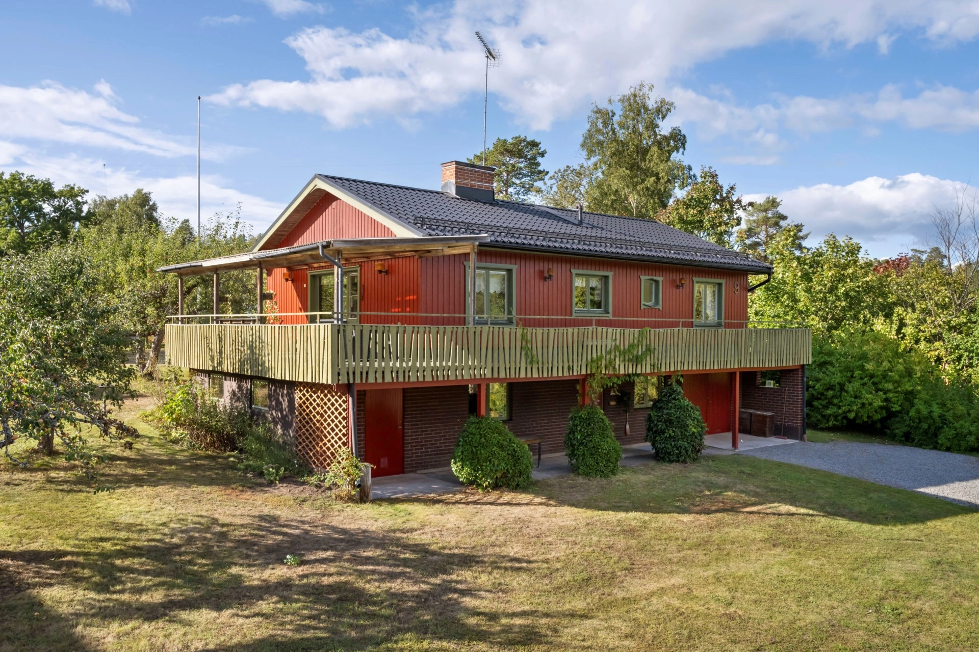 Rymlig villa med plats för hela livet i lugna Svanberga!