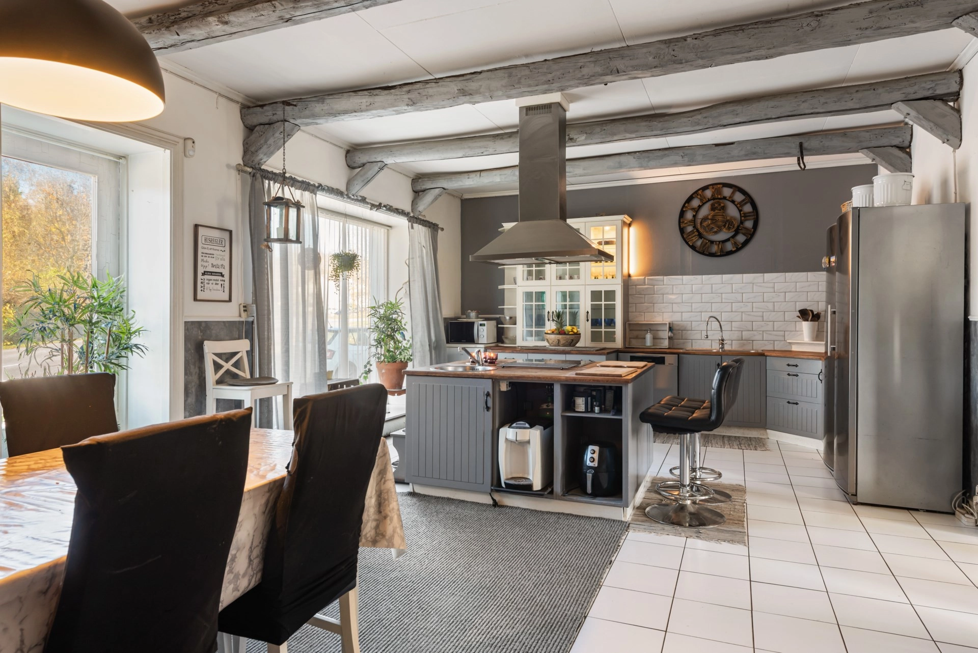 Stor villa i Häverödal med solceller & bra verkstadsmöjligheter!