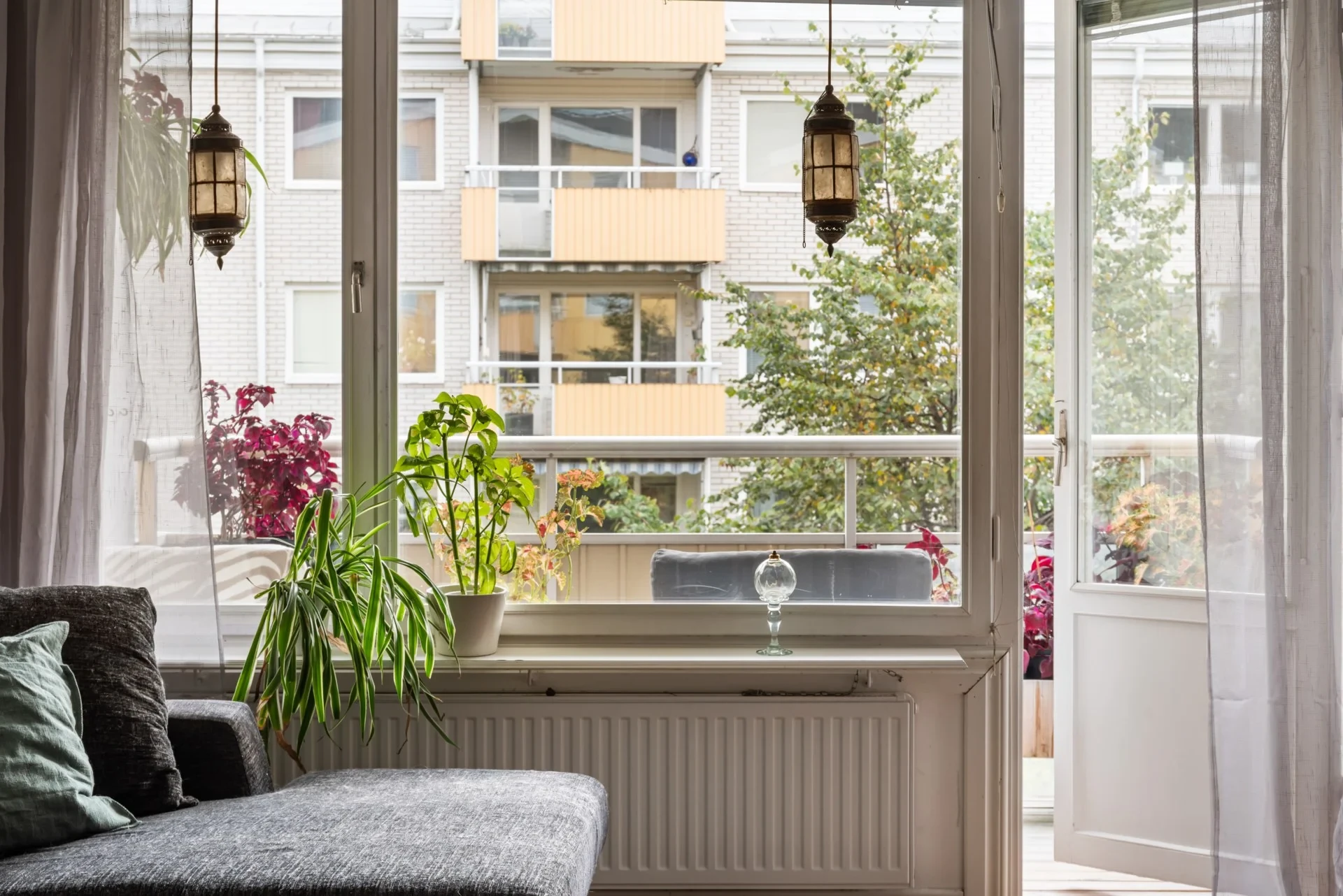 Hemtrevlig tvåa med hiss i lugnt område!